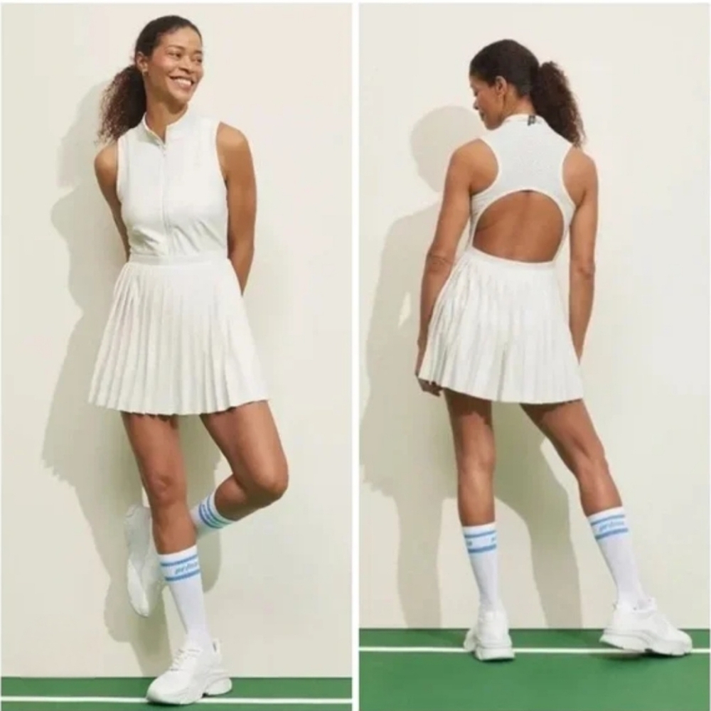 PRINCE, Soft Cream Color Backless Pleated Dress